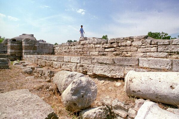 Callatis, cetate doriană întemeiată în sec. 5 i.Hr. de locuitorii Heracleii Pontice