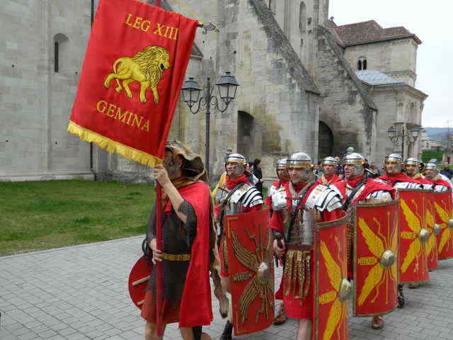 Castrul legiunii XIII Gemina