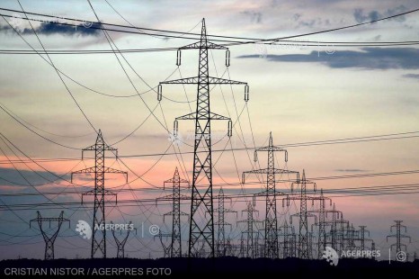 Energia electrică în România, mai scumpă cu 30% decât ţările din regiune, pe piaţa bursieră spot
